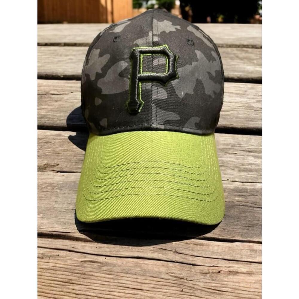 Unisex Pittsburgh Pirates GWM Global Baseball Cap Black Camo Green SnapBack